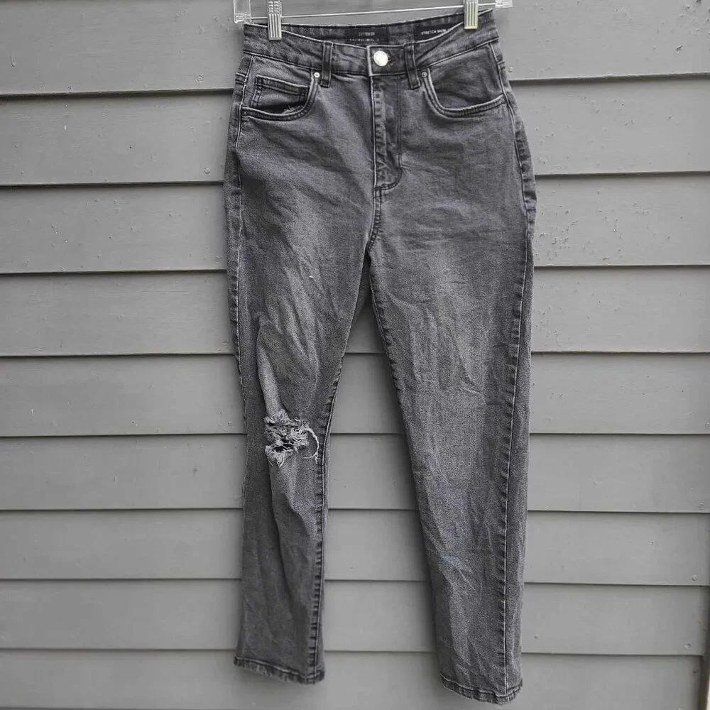 Cotton On Grayish Black Distressed Stretch Mom Jean size 4